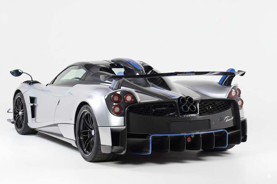 HUAYRA ROADSTER BC detail 1