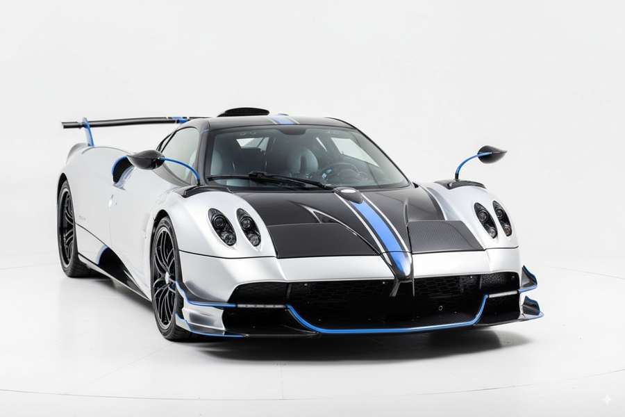HUAYRA ROADSTER BC detail 3